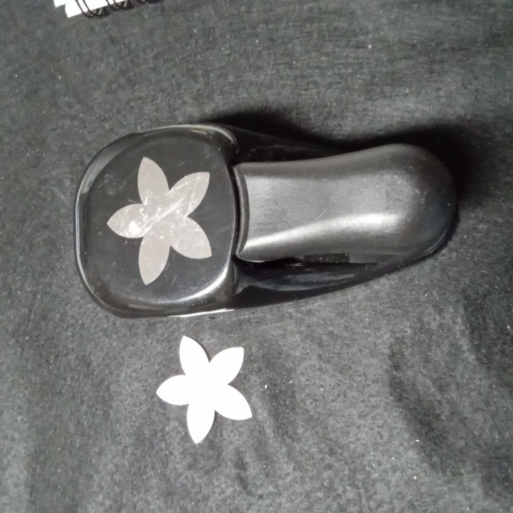 Stampin Up! Retired Petal Flower